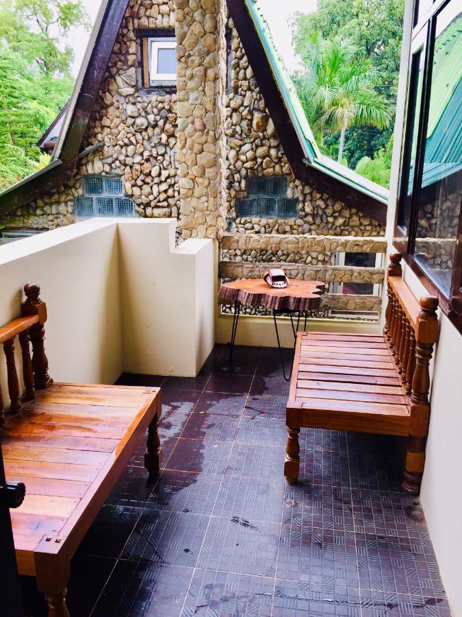 Aquarius Inn Nyaung Shwe Esterno foto