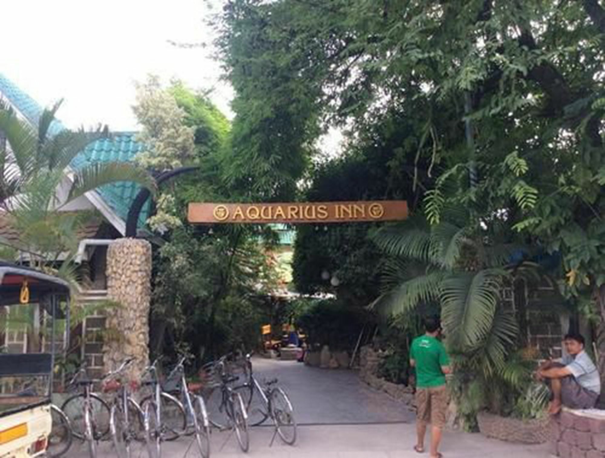 Aquarius Inn Nyaung Shwe Esterno foto
