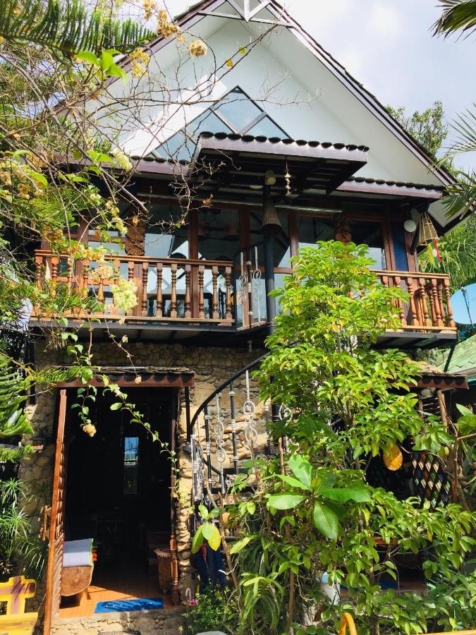 Aquarius Inn Nyaung Shwe Esterno foto