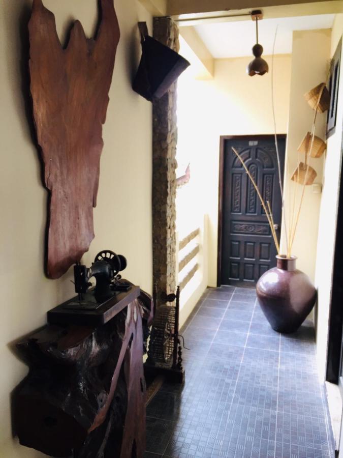 Aquarius Inn Nyaung Shwe Esterno foto