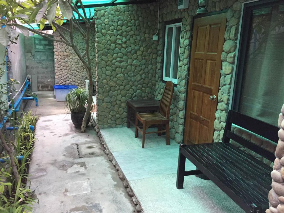 Aquarius Inn Nyaung Shwe Esterno foto